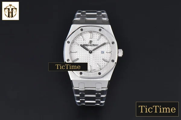 Foto frontal — Royal Oak Ladies 67650ST 33mm ZF SS White Dial SS Bracelet Quartz