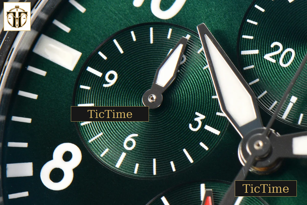 Pilot Chrono IW388103 41mm APSF Green Dial Brown Leather Strap SA69385 — foto 5