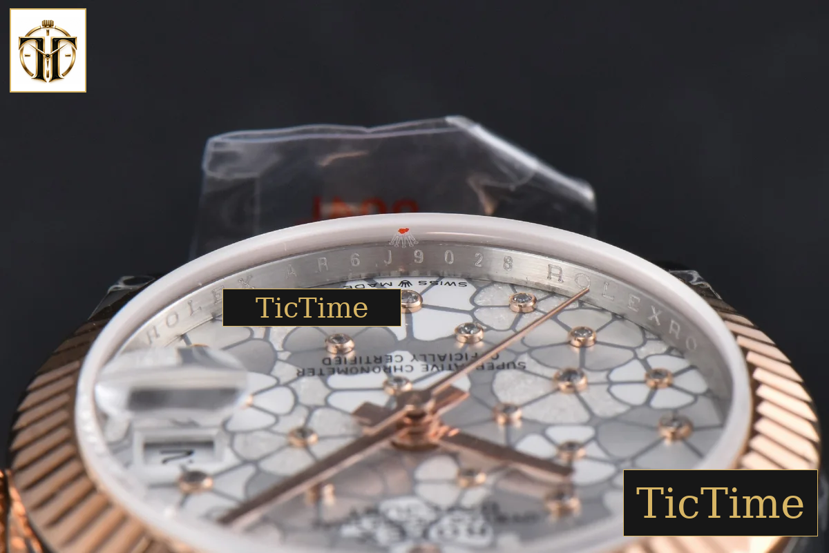 DateJust 904L 31mm GMF RG/SS Fluted Bezel Silver Flowers Dial Jubilee Bracelet A2824 — foto 15