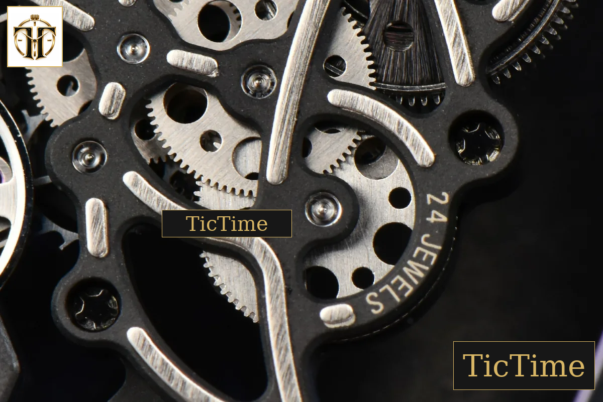 Ti Case RM055 42.7mm APSF Black Skeleton Dial Black Bezel Red Crown Red Rubber Strap RMUL2 — foto 22