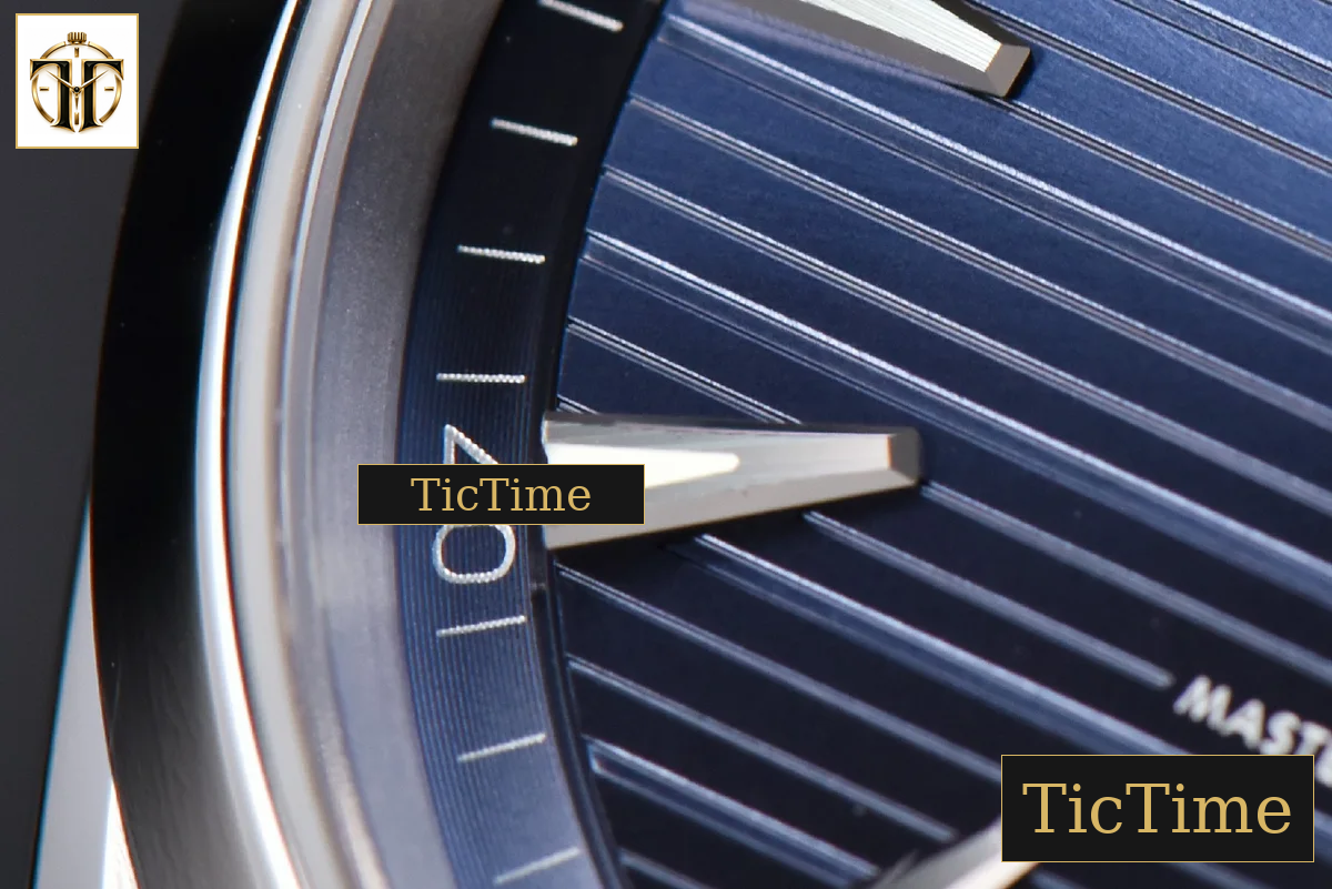 Aqua Terra 150M Dark 41mm VSF Blue Dial Silver Hand Silver Markers SS Bracelet A8900 — foto 8