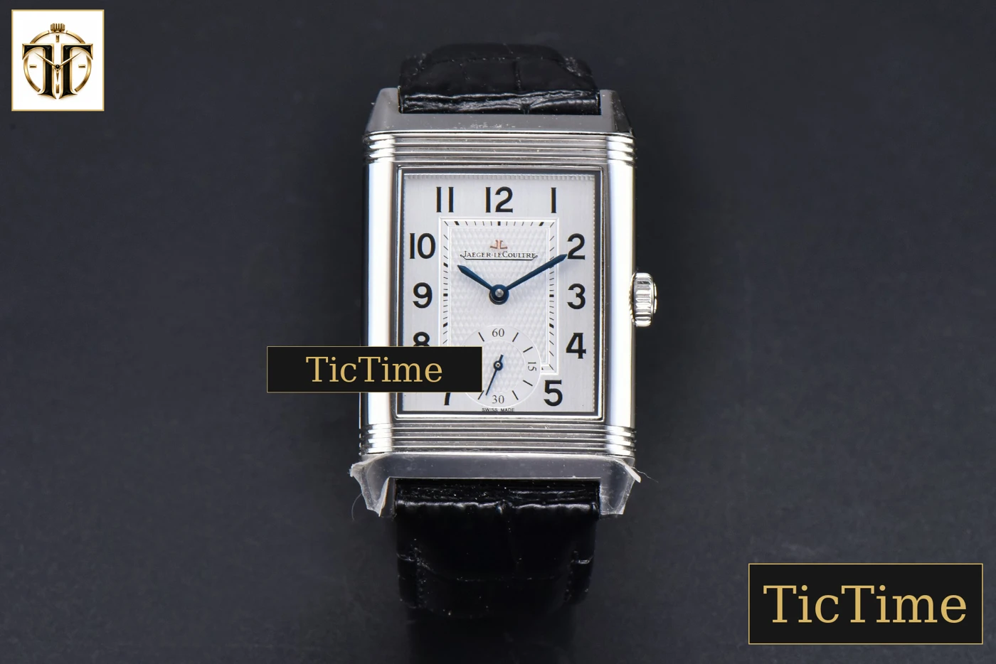 Vista frontal — Master Reverso Tribute Small Seconds 30x47mm MGF White Circle Dial Black Leather Strap A854A