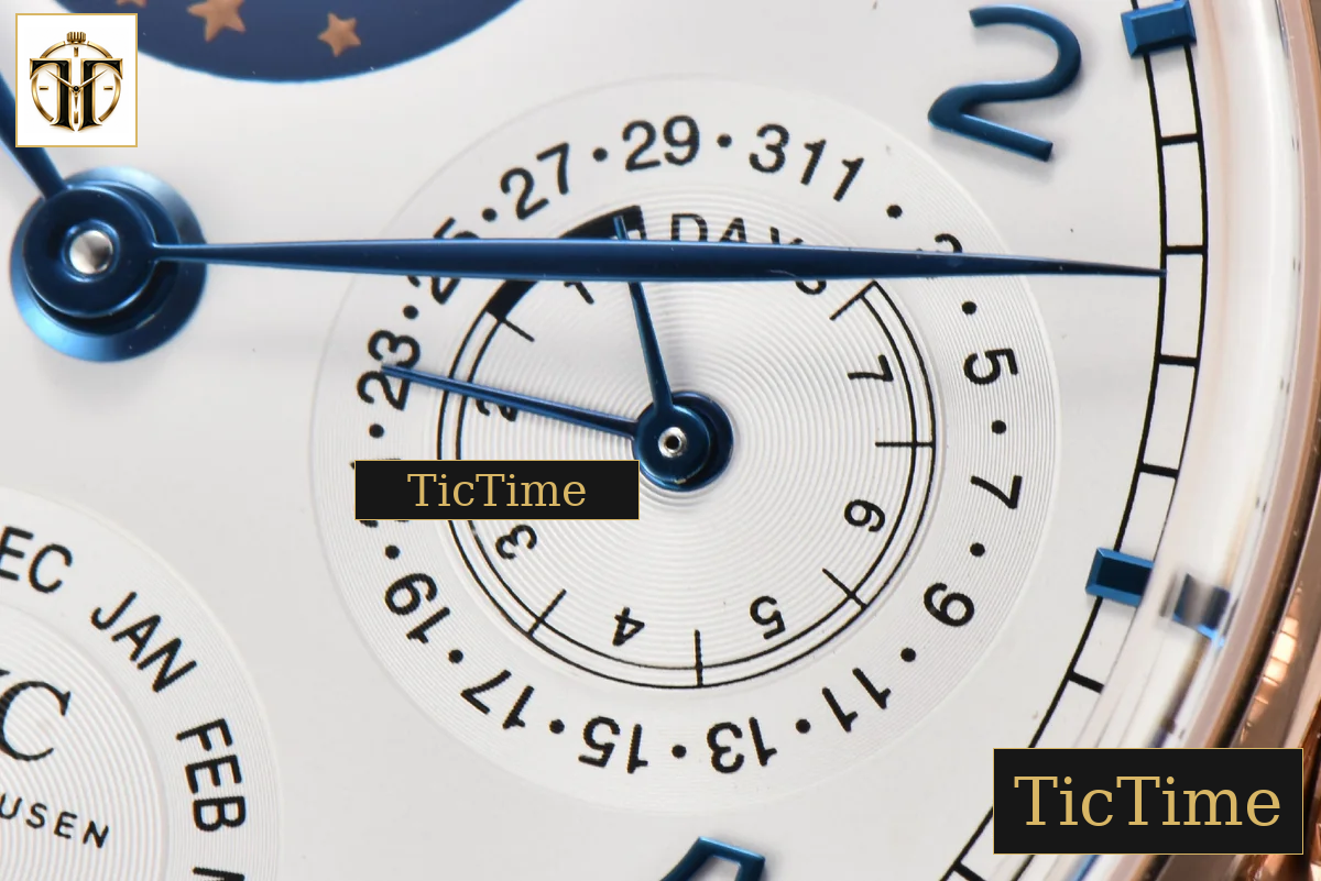 Portugieser Perpetual Calendar IW5033 42mm APSF RG White Dial Black Leather Strap A52610 — foto 7