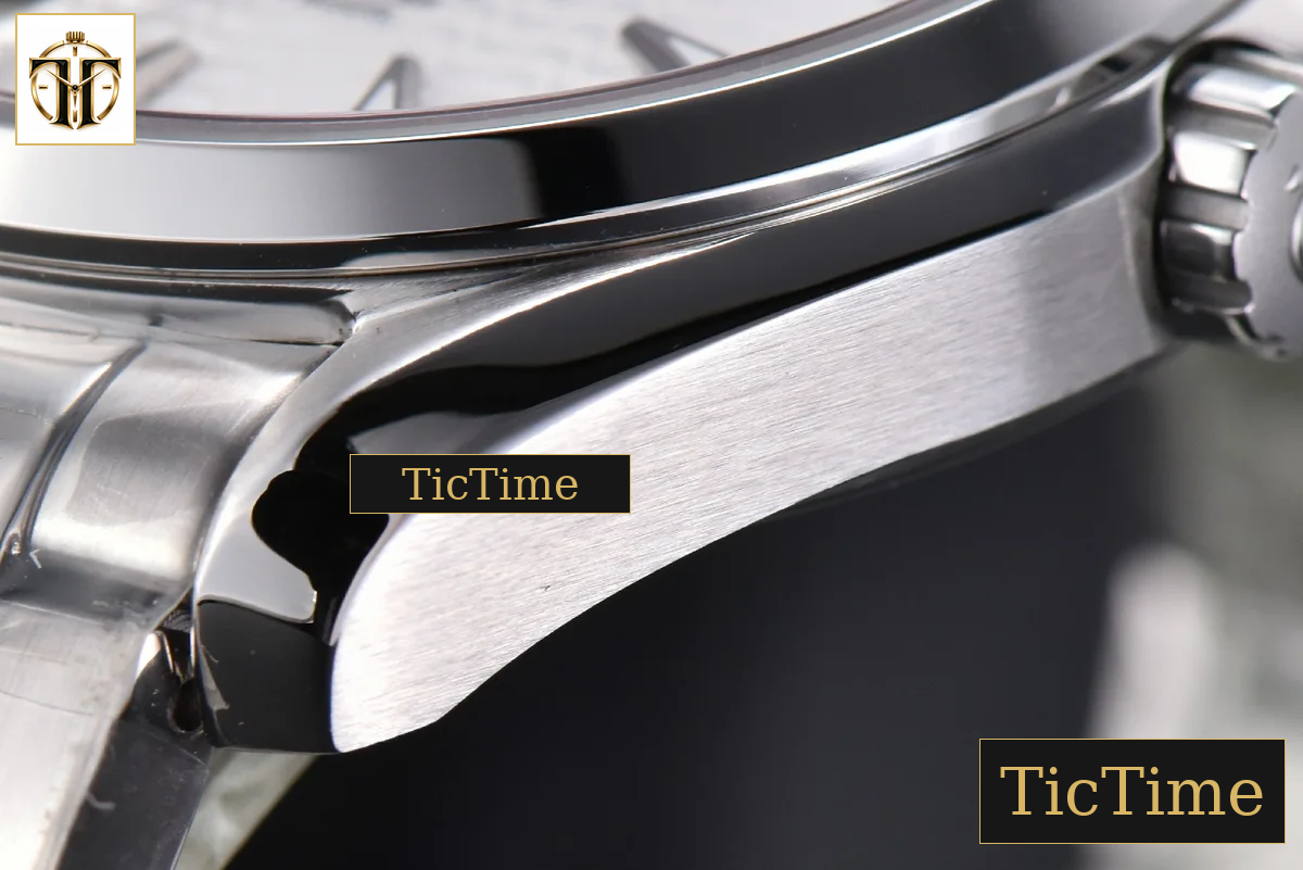 Aqua Terra 150M 41mm VSF White Wave Dial Silver Markers SS Bracelet A8500 — foto 11