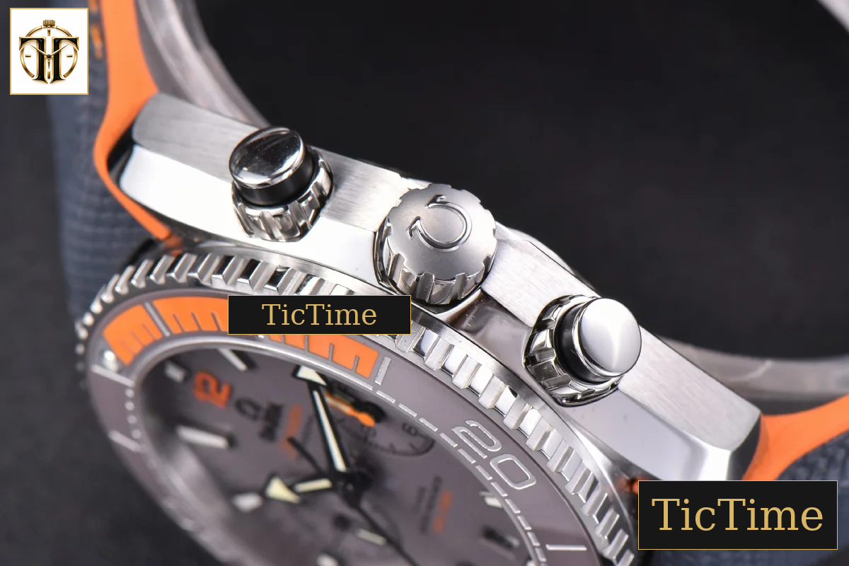 Planet Ocean Chrono 45.5mm OMF Gray Dial Orange/Black Rubber Strap A9900 — foto 10