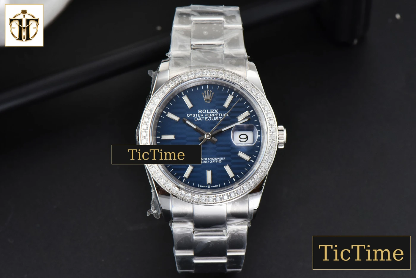 Vista frontal — DateJust 36mm BPF Diamond Blue Motif Dial Oyster Bracelet A2824