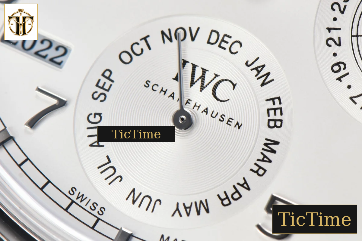 Portugieser Perpetual Calendar IW5033 42mm APSF SS White Dial Black Leather Strap A52610 — foto 8