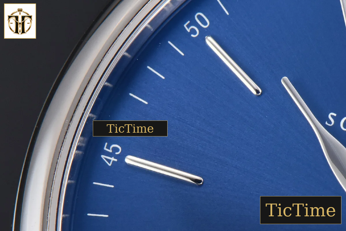 Portofino 40mm V7F Blue Dial Silver Hands Black Leather Strap A2892 — foto 6