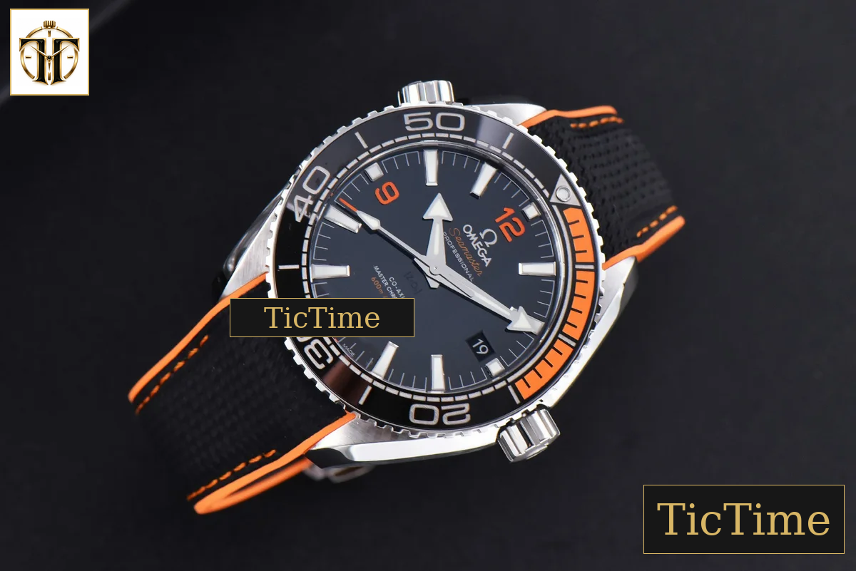 Planet Ocean 600m 43.5mm VSF Black Dial 1/4 Orange Bezel Rubber Strap A8900 — foto 4