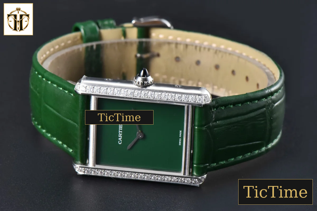 Tank Must Large 33.7×25.5mm K11F Diamond Bezel Green Dial Green Leather Strap Quartz — foto 9