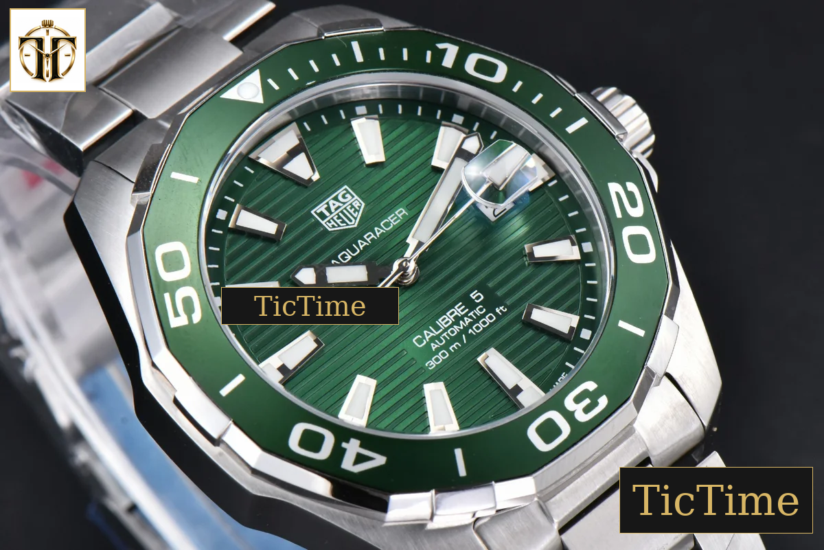 Aquaracer Calibre 5 43mm OF Green Dial Green Bezel SS Bracelet Swiss SW200 — foto 13