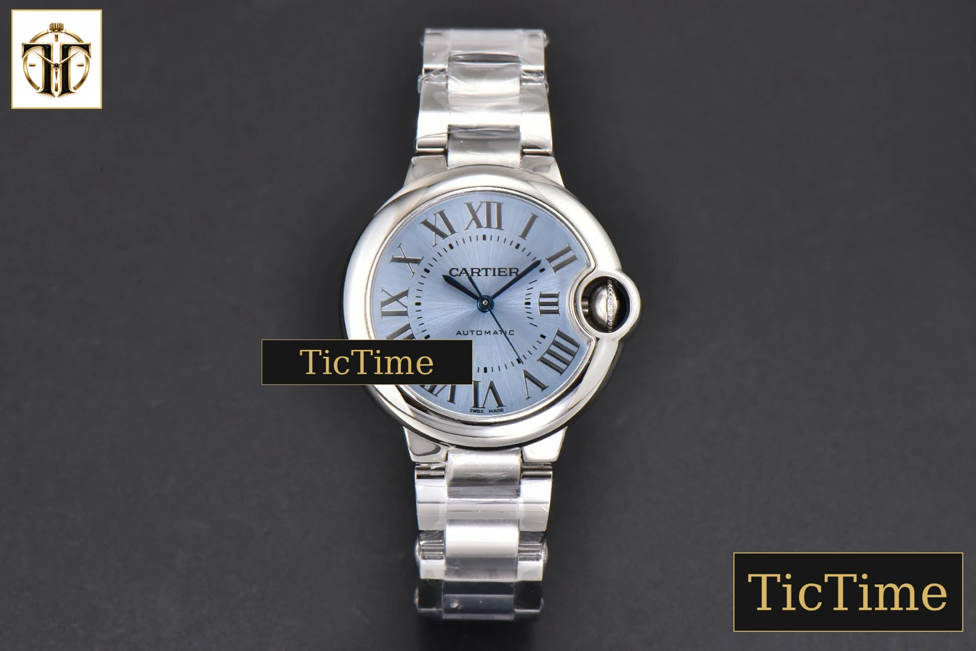 Vista frontal — Ballon Bleu 33mm AF Ice Blue Dial SS Bracelet A1853