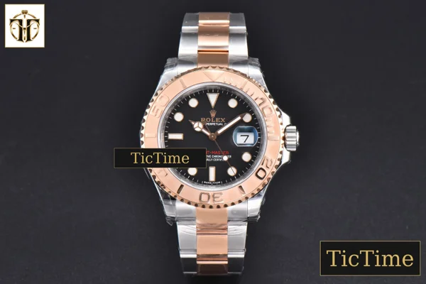 Foto frontal — Yacht-Master 116621 40mm VSF RG/SS Black Dial RG/SS Bracelet VS3135