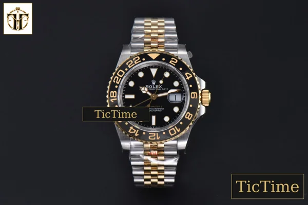 Foto frontal — GMT Master II 904L 126713 40mm GMF YG/SS Black/Gray Bezel Black Dial Jubilee Bracelet SH3285
