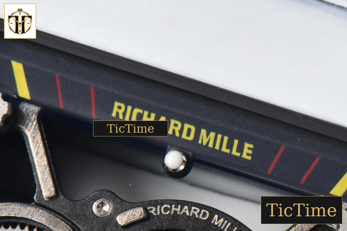 RM035-02 42mm T+F White Forged Carbon Black Skeleton Dial Red Crown Red Rubber Strap RMUL2 — foto 5