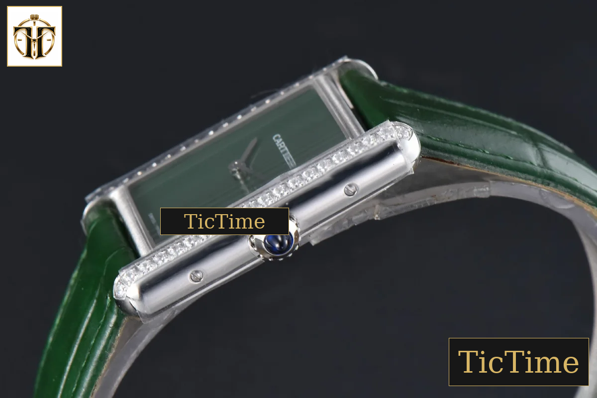 Tank Must Large 33.7×25.5mm K11F Diamond Bezel Green Dial Green Leather Strap Quartz — foto 7