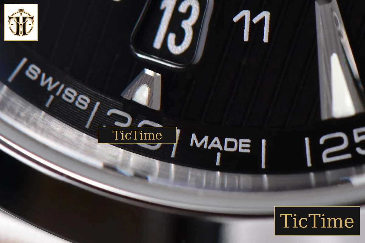 Aqua Terra 150M GMT VSF Black Textured Dial SS Bracelet A8605 — foto 8