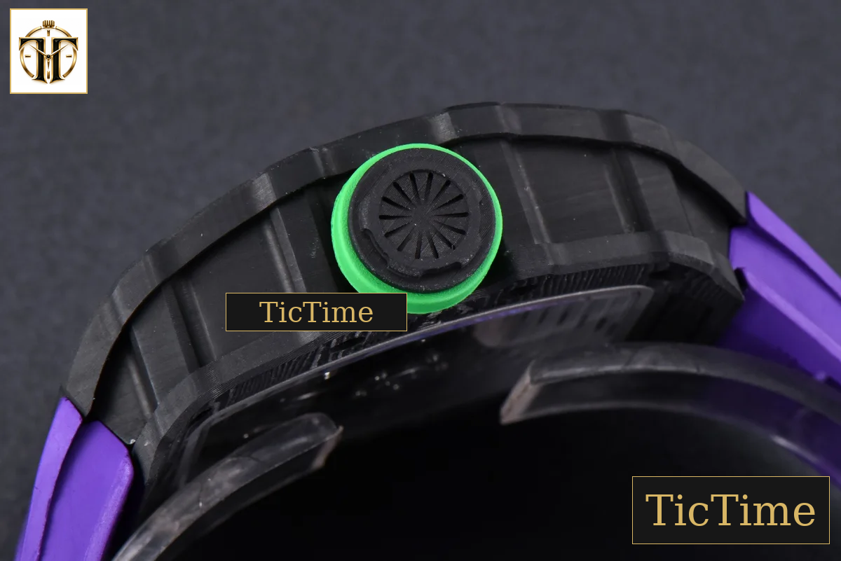RM035-02 42mm T+F Black Forged Carbon Skeleton Dial Green Crown Purple Rubber Strap RMUL2 — foto 15