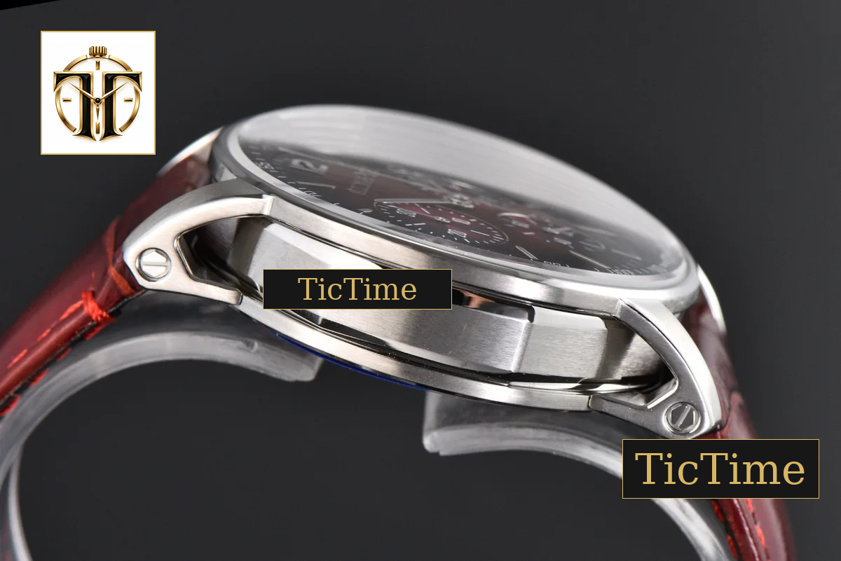 Code 11.59 Chrono 26393 41mm APSF SS Red/Black Dial Red Leather Strap SA4401 — foto 14