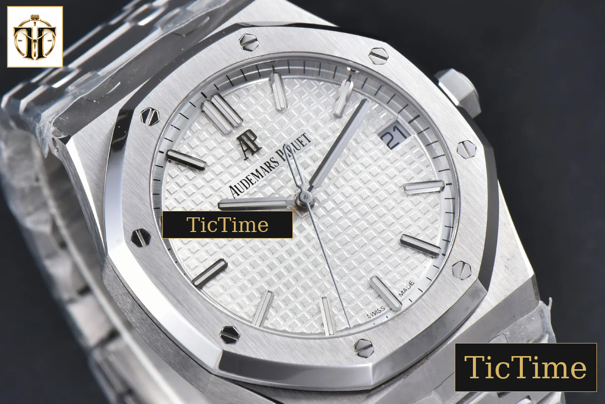 Royal Oak 15500 41mm APSF White Textured Dial SS Bracelet V2 A4302 — foto 12
