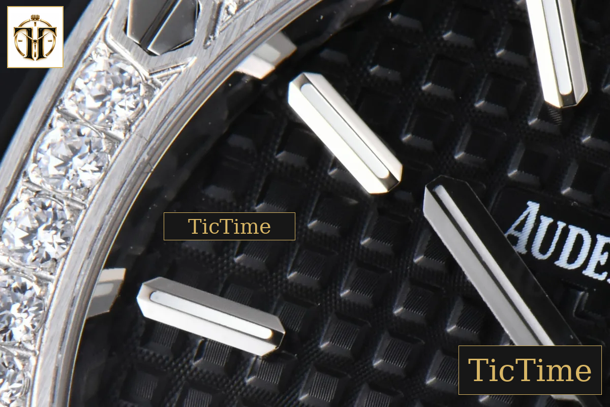 Royal Oak Ladies 67651ST 33mm ZF SS Diamond Black Dial SS Bracelet Quartz — foto 7