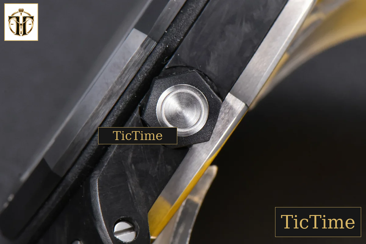 Royal Oak Offshore Diver 42mm IPF Black/Yellow Dial Yellow Rubber Strap MY9015 — foto 17