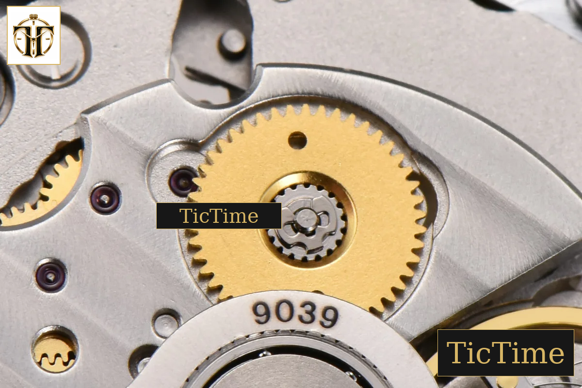 Santos de Cartier Medium 35mm BVF YG Diamond Bezel White Dial YG Bracelet Miyota 9039 — foto 24