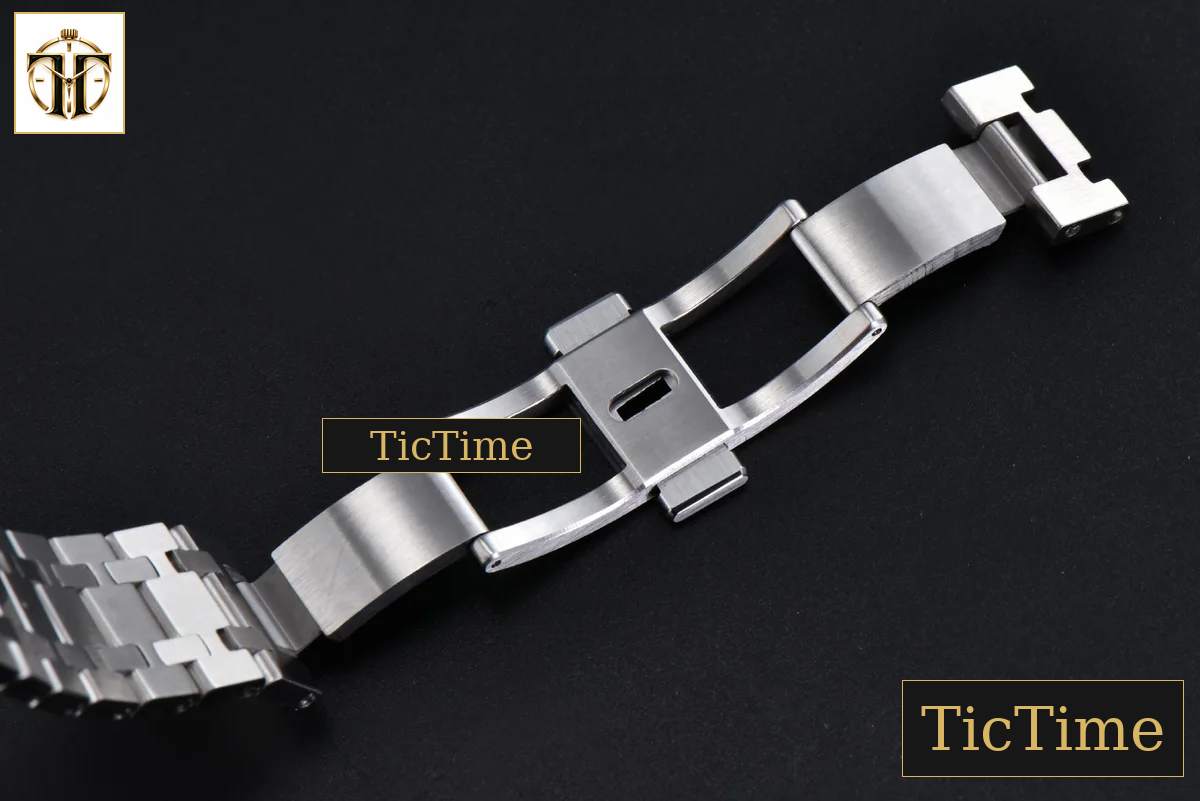 Royal Oak Ladies 67650ST 33mm V7F White Dial Diamond Bezel SS Bracelet Quartz — foto 24