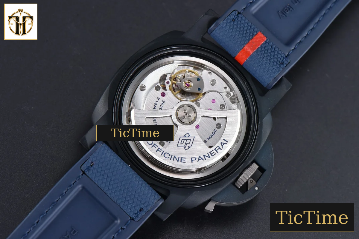 Submersible Luna Rossa PAM1543 44mm VSF White Dial Gummy Strap P900 — foto 21