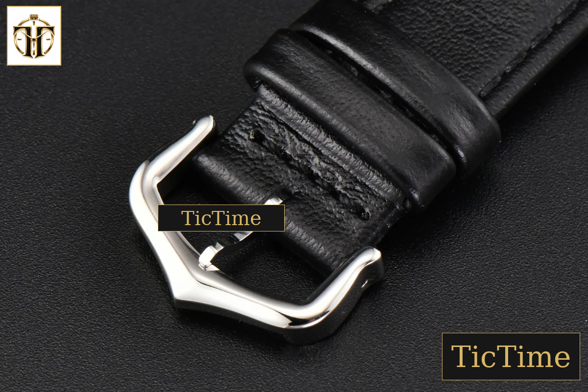 Tank Must Large 33.7×25.5mm K11F White Dial Smooth Black Strap Quartz — foto 21