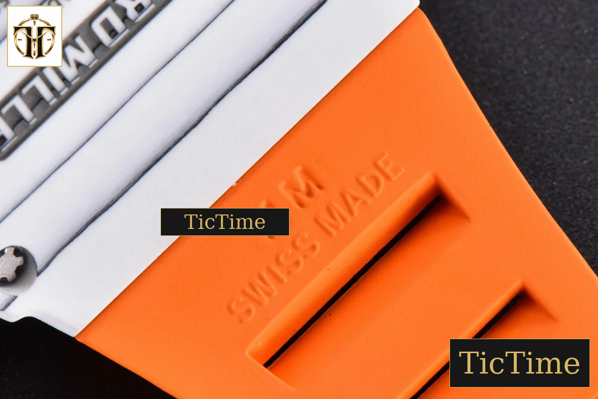 RM035-02 42mm T+F White Forged Carbon Skeleton Dial Red Crown Orange Rubber Strap RMUL2 — foto 25
