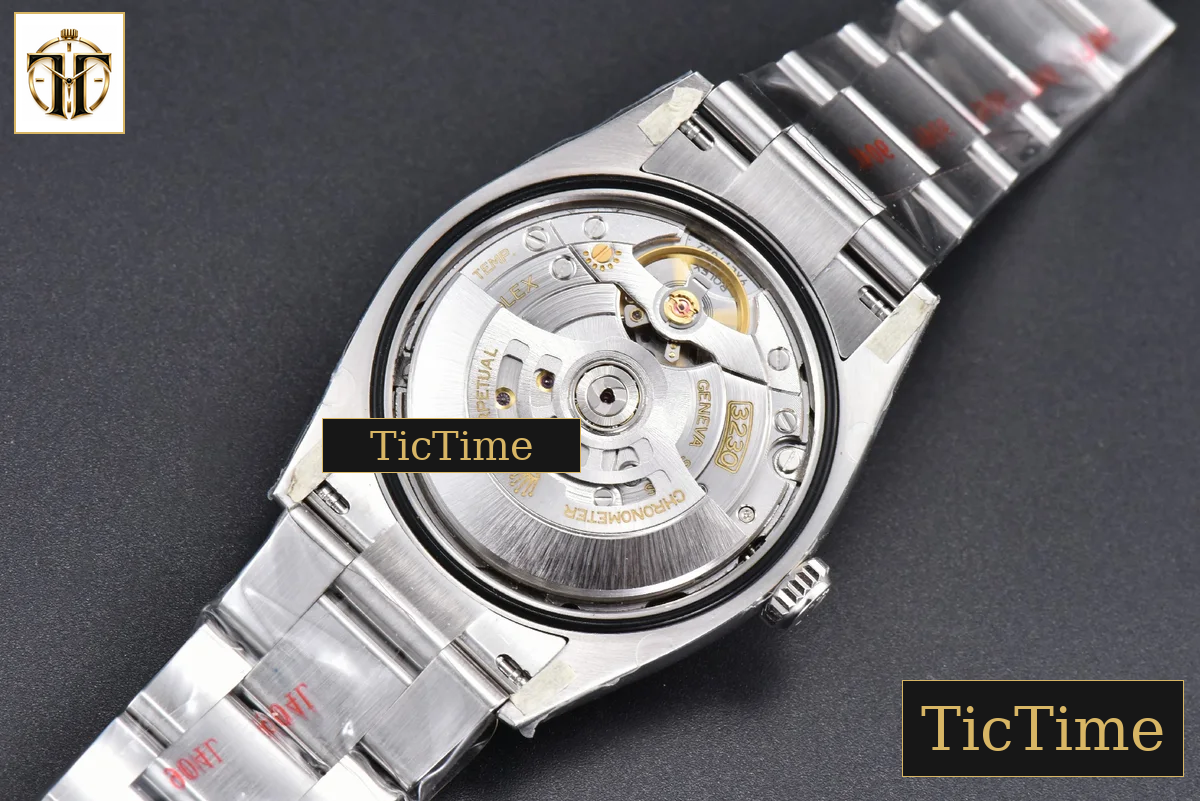 Oyster Perpetual 904L 126000 36mm Clean Factory Green Dial SS Bracelet VR3230 — foto 25