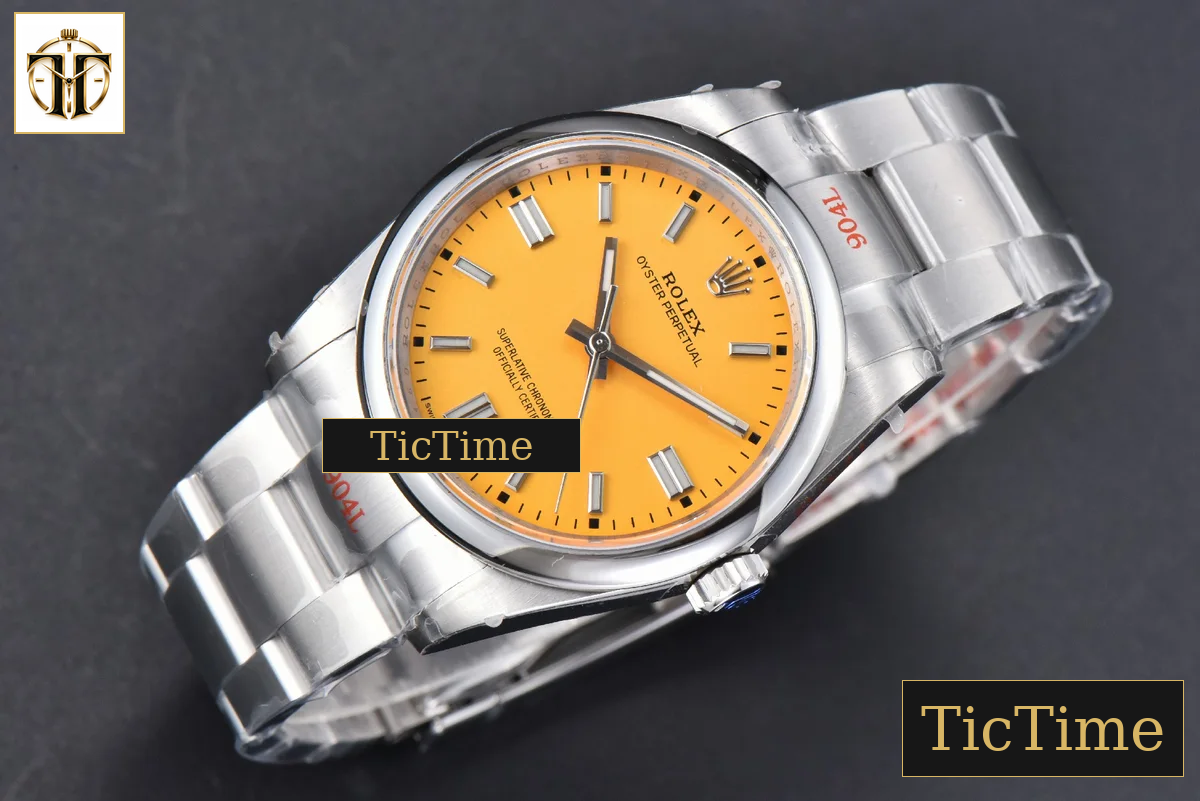Oyster Perpetual 904L 126000 36mm GMF Yellow Dial SS Bracelet VR3230 — foto 4
