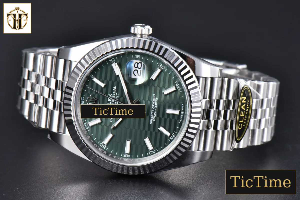 DateJust 126334 41mm Clean Factory Green Motif Dial Jubilee Bracelet VR3235 — foto 16