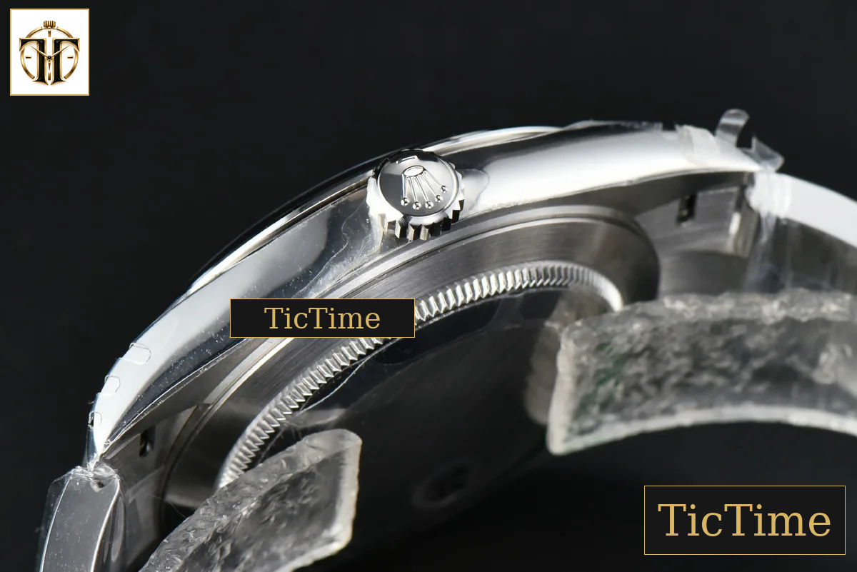 DateJust Smooth Bezel 126300 41mm VSF Blue Dial Oyster Bracelet VS3235 — foto 17