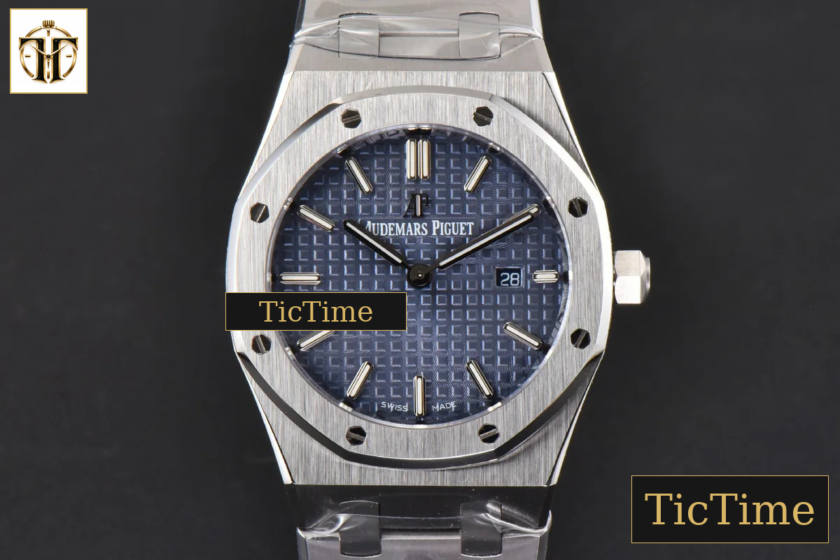 Royal Oak Ladies 33mm 8F Blue Dial SS Bracelet Swiss Quartz — foto 2