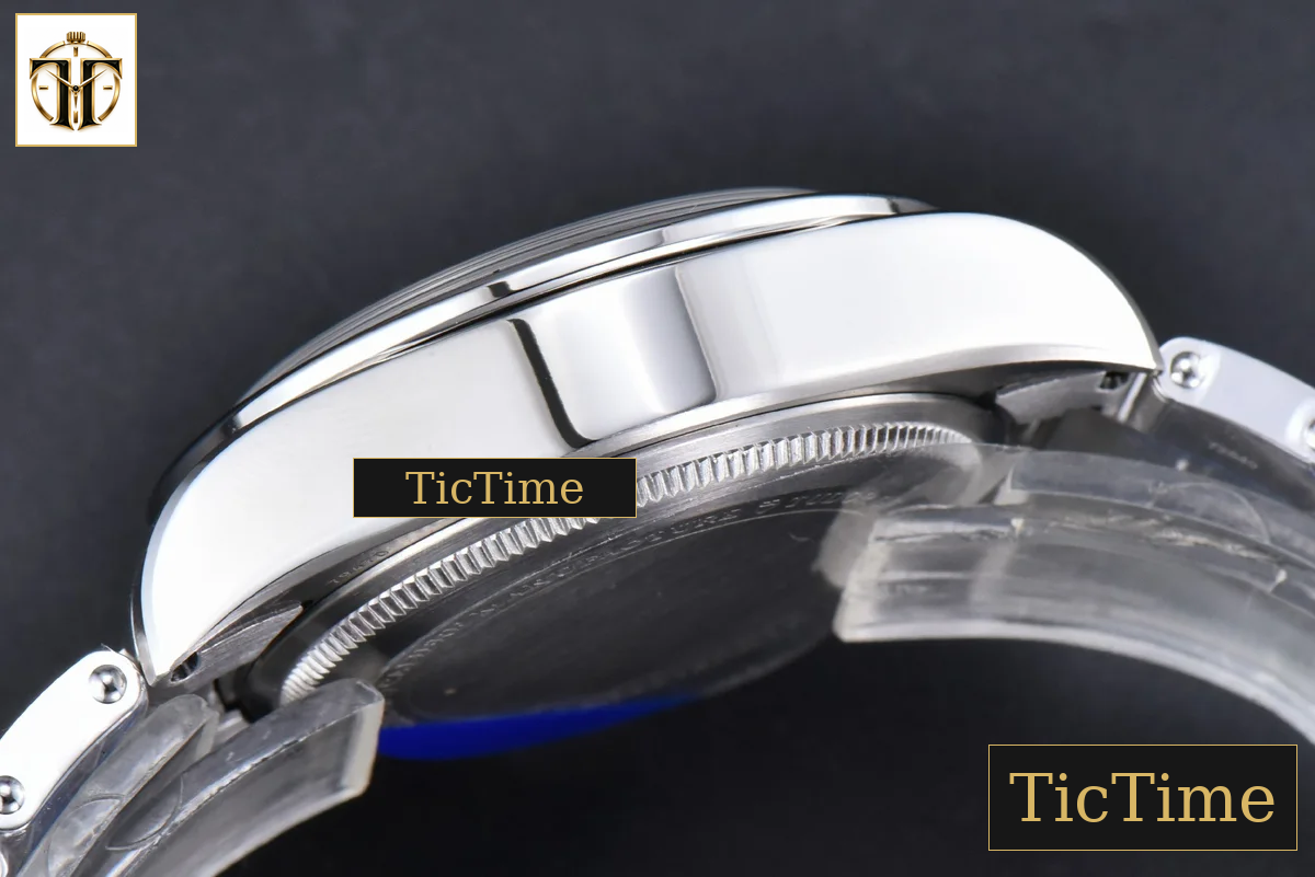 Black Bay GMT Pro 39mm ZF SS Black Dial SS Bracelet A2836 — foto 16