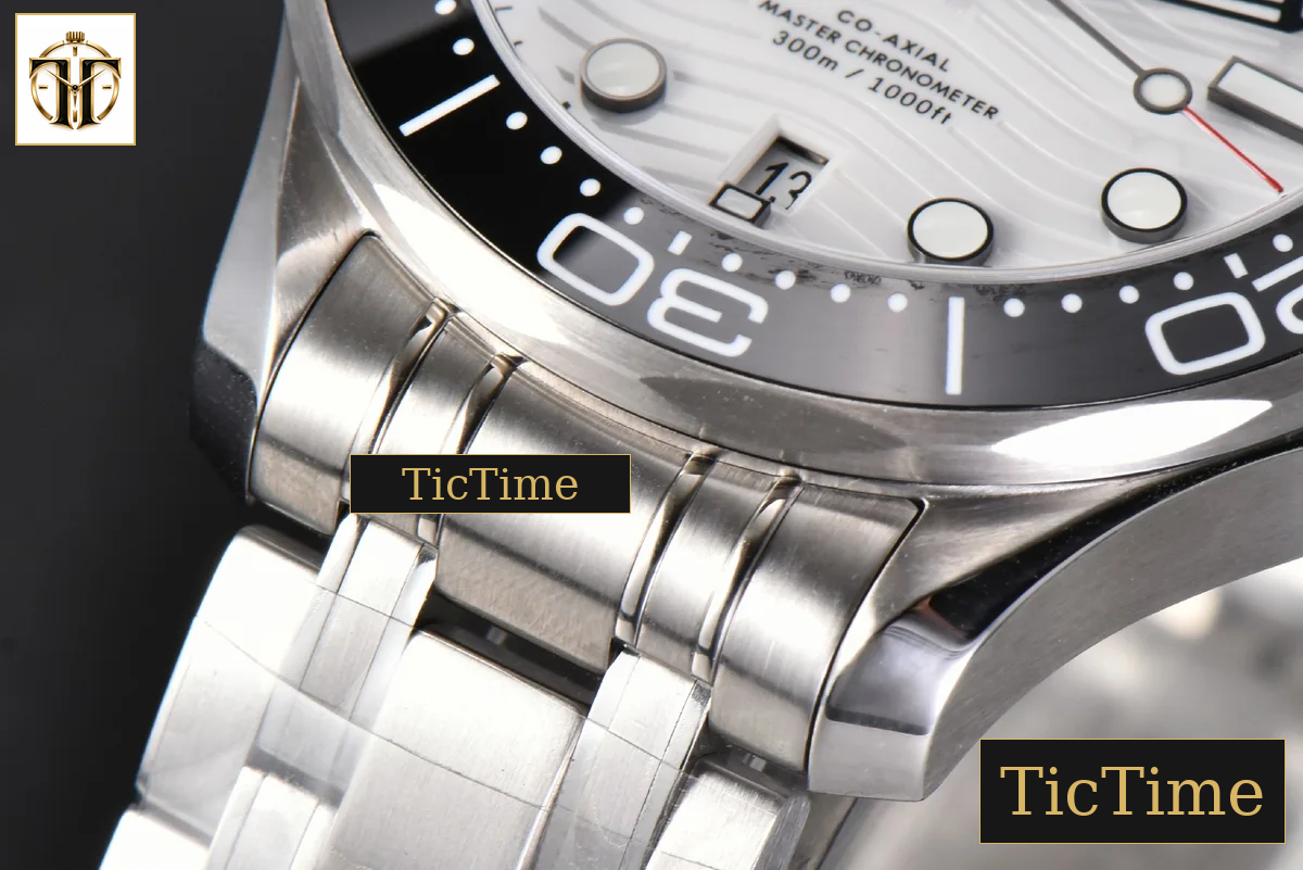Seamaster Diver 300M 42mm ZF Black Ceramic White Dial SS Bracelet A8800 — foto 9
