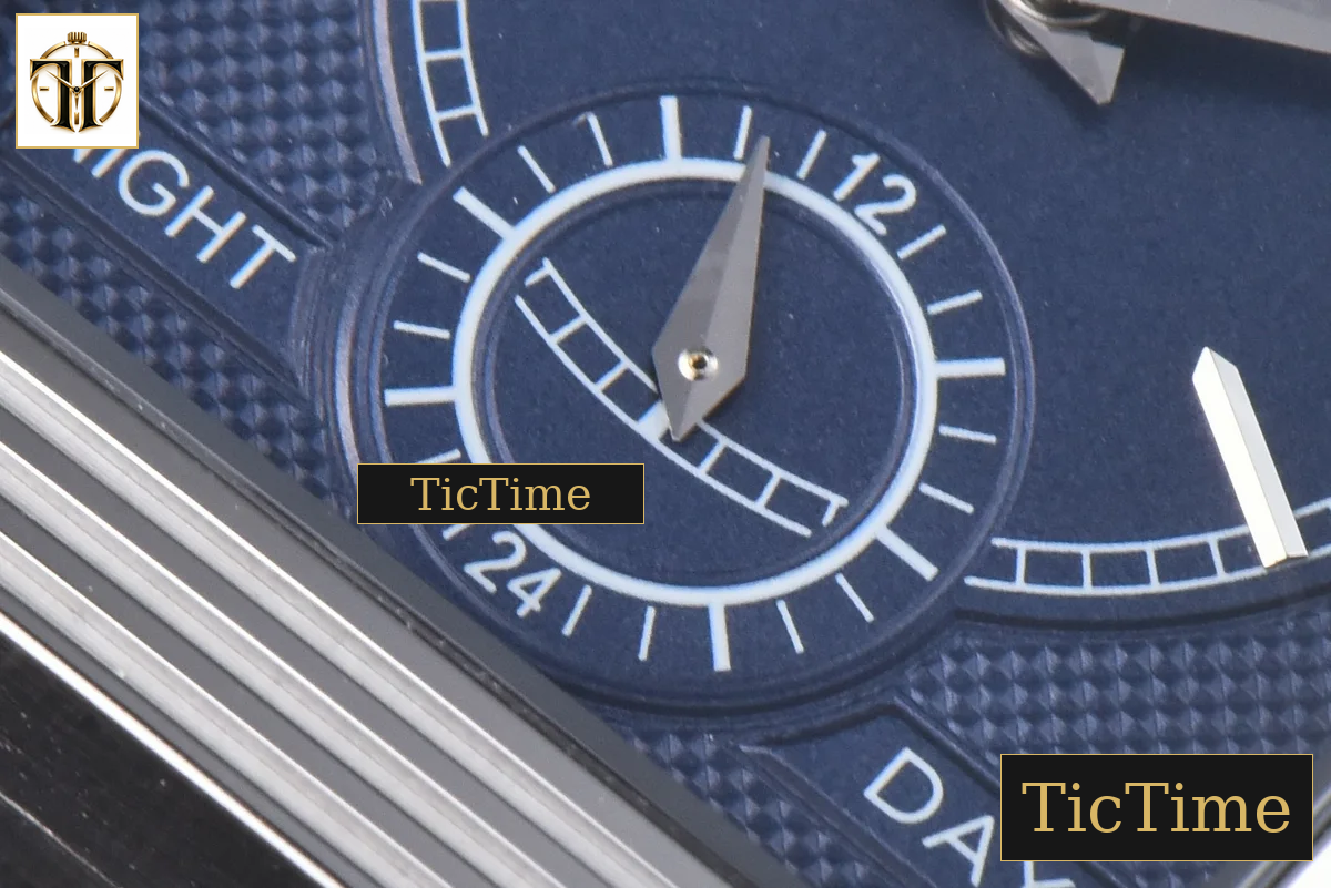 Master Reverso Tribute Small Seconds 30x47mm MGF Silver Dial Blue Hands Leather Strap A854A — foto 21