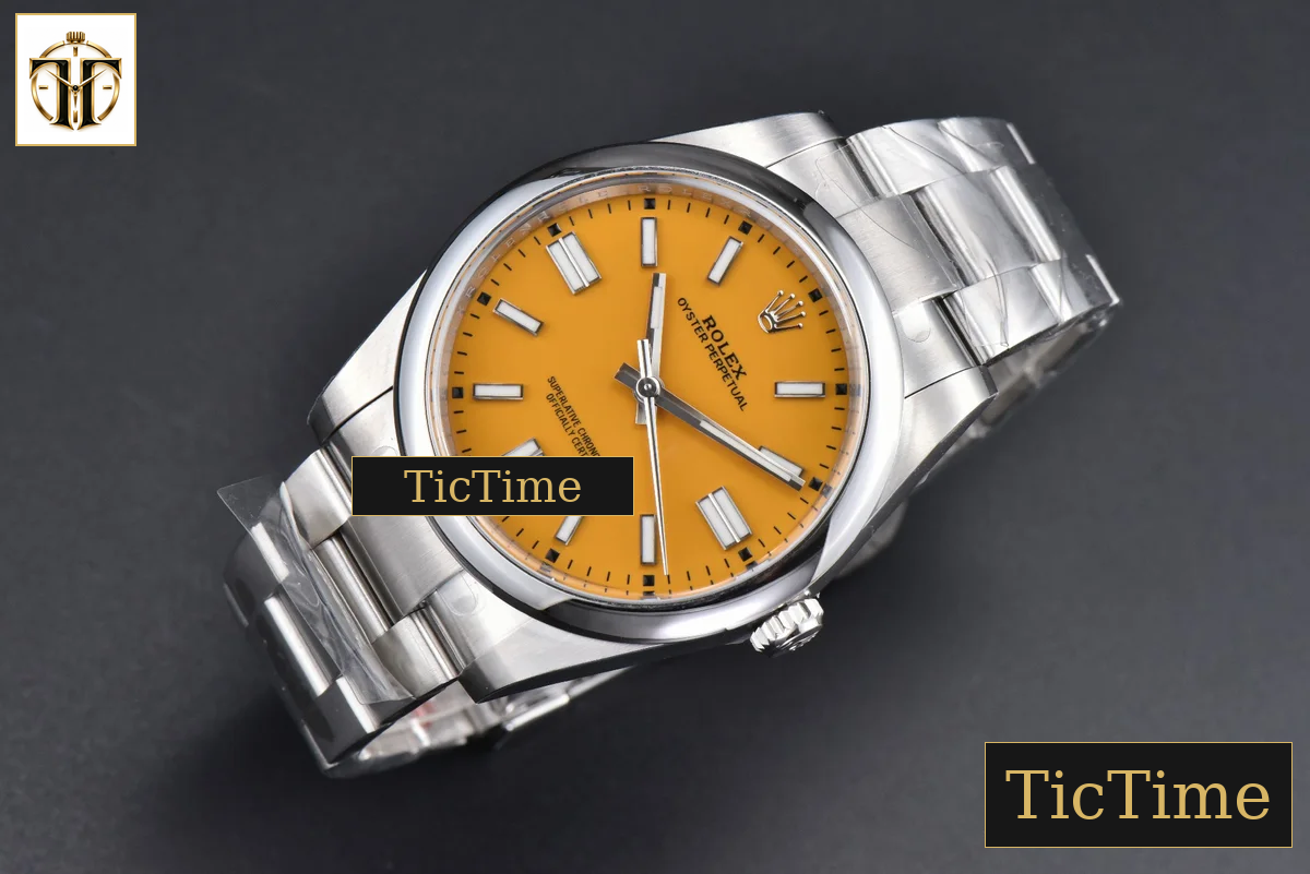 Oyster Perpetual 904L 124300 41mm Clean Factory Yellow Dial SS Bracelet VR3230 — foto 4