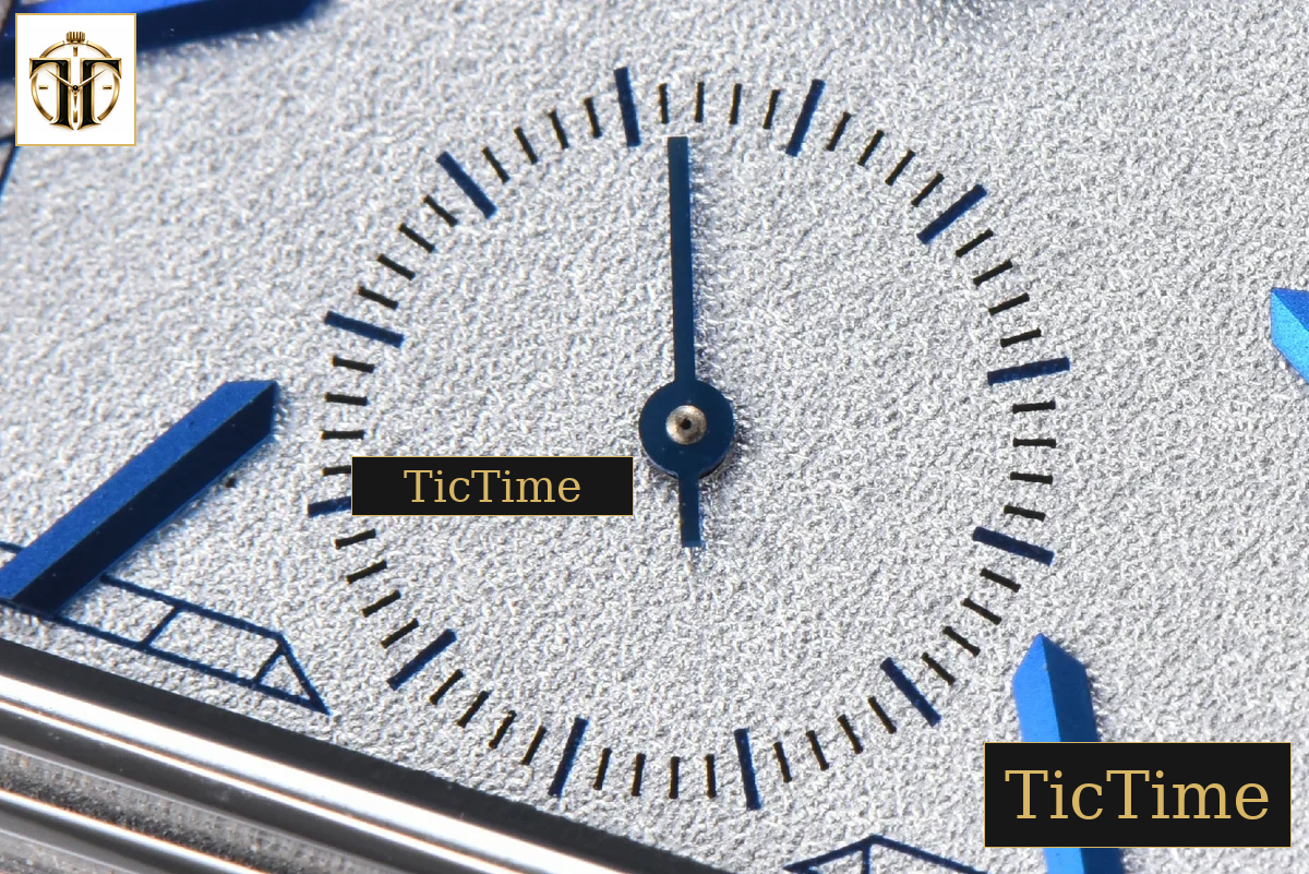 Master Reverso Tribute Small Seconds 30x47mm MGF Silver Dial Blue Hands Leather Strap A854A — foto 7