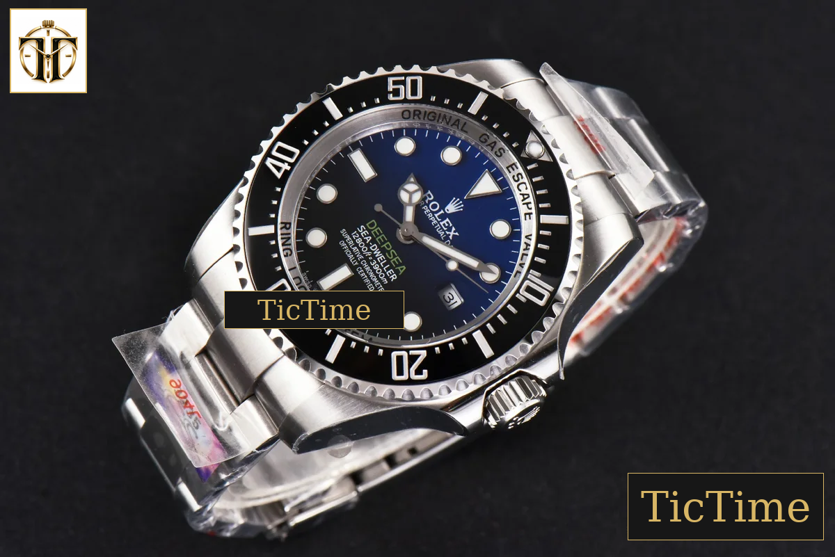 Sea-Dweller ‘D 126660 44mm CSF Blue’ Dial SS Bracelet VR3235 — foto 4