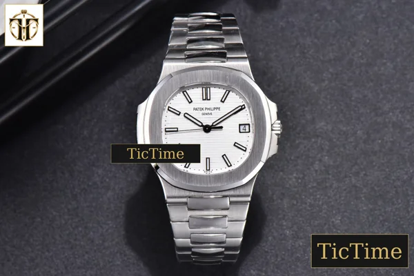 Foto frontal — Nautilus 5711 40mm 3KF White Dial SS Bracelet V3 A324