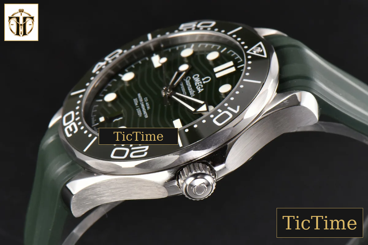Seamaster Diver 300M 42mm VSF Green Ceramic Green Dial Green Rubber Strap VS8800 — foto 10