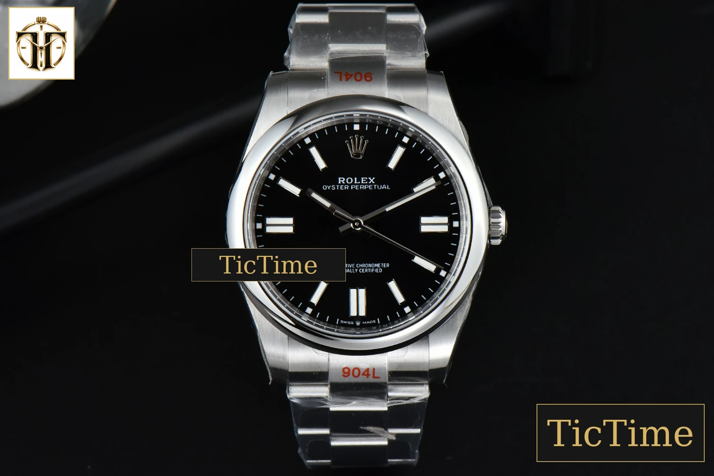 Vista frontal — Oyster Perpetual 124300 41mm EWF Black Dial SS Bracelet A3230