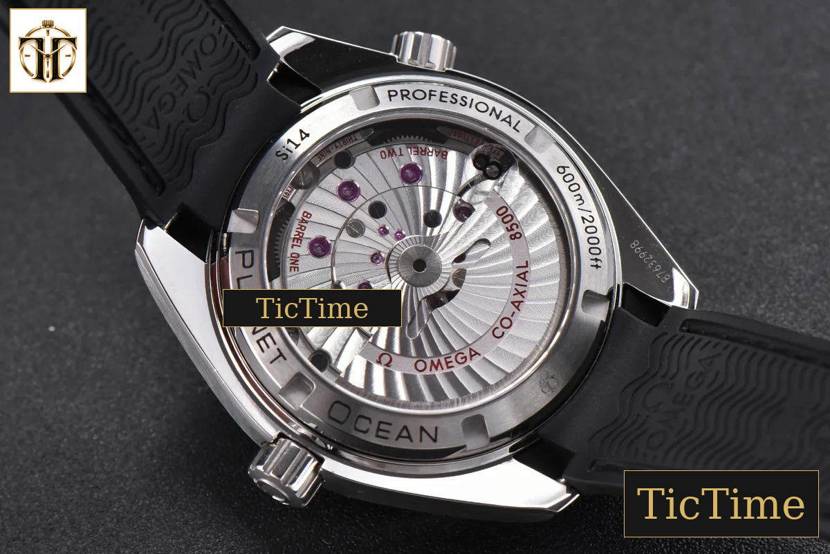 Planet Ocean 600m 42mm VSF Black Dial Rubber Strap A8500 — foto 15