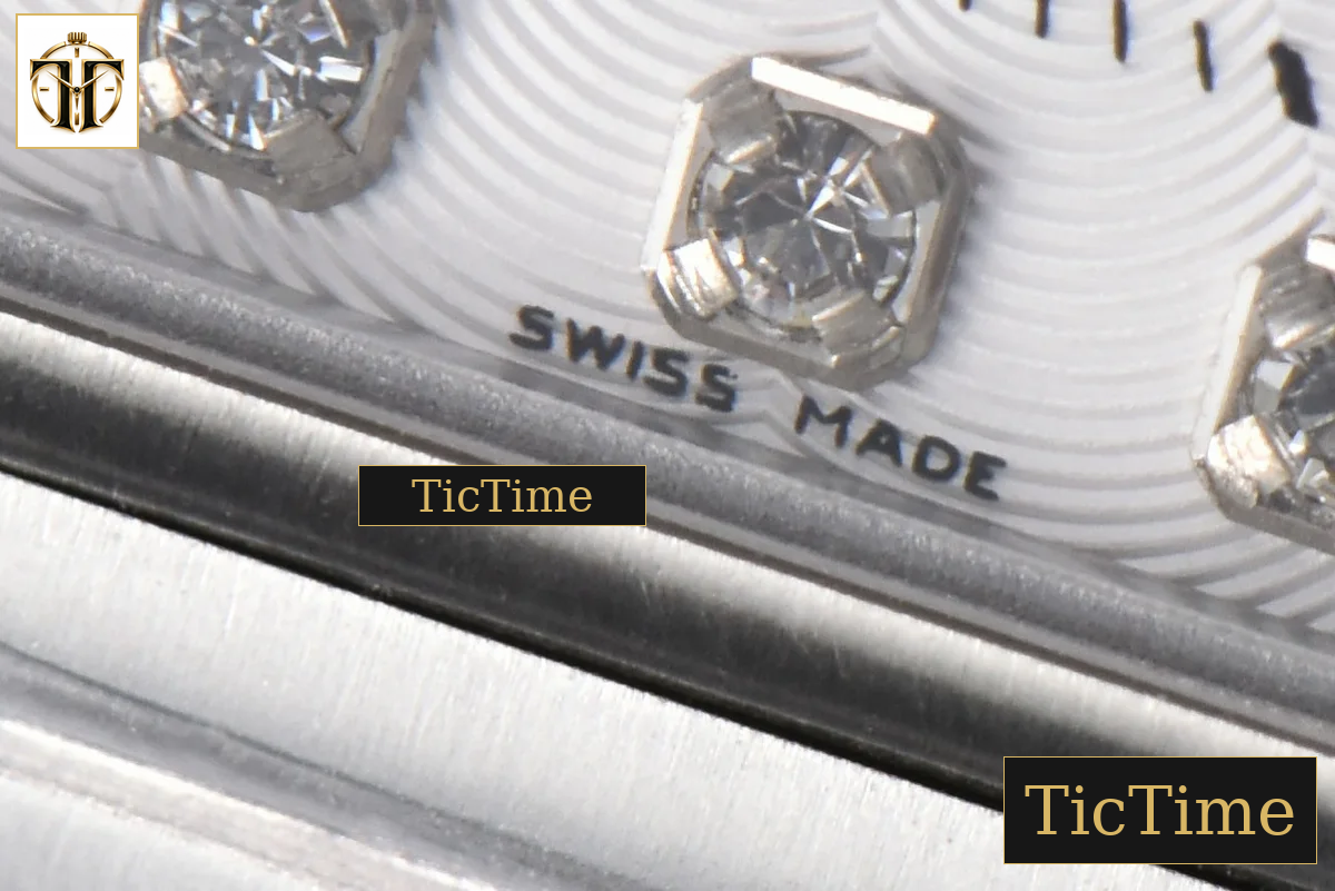 Tank Francaise Small 25.7mmx21.2mm 8848F Diamond Marker SS Bracelet Quartz — foto 8