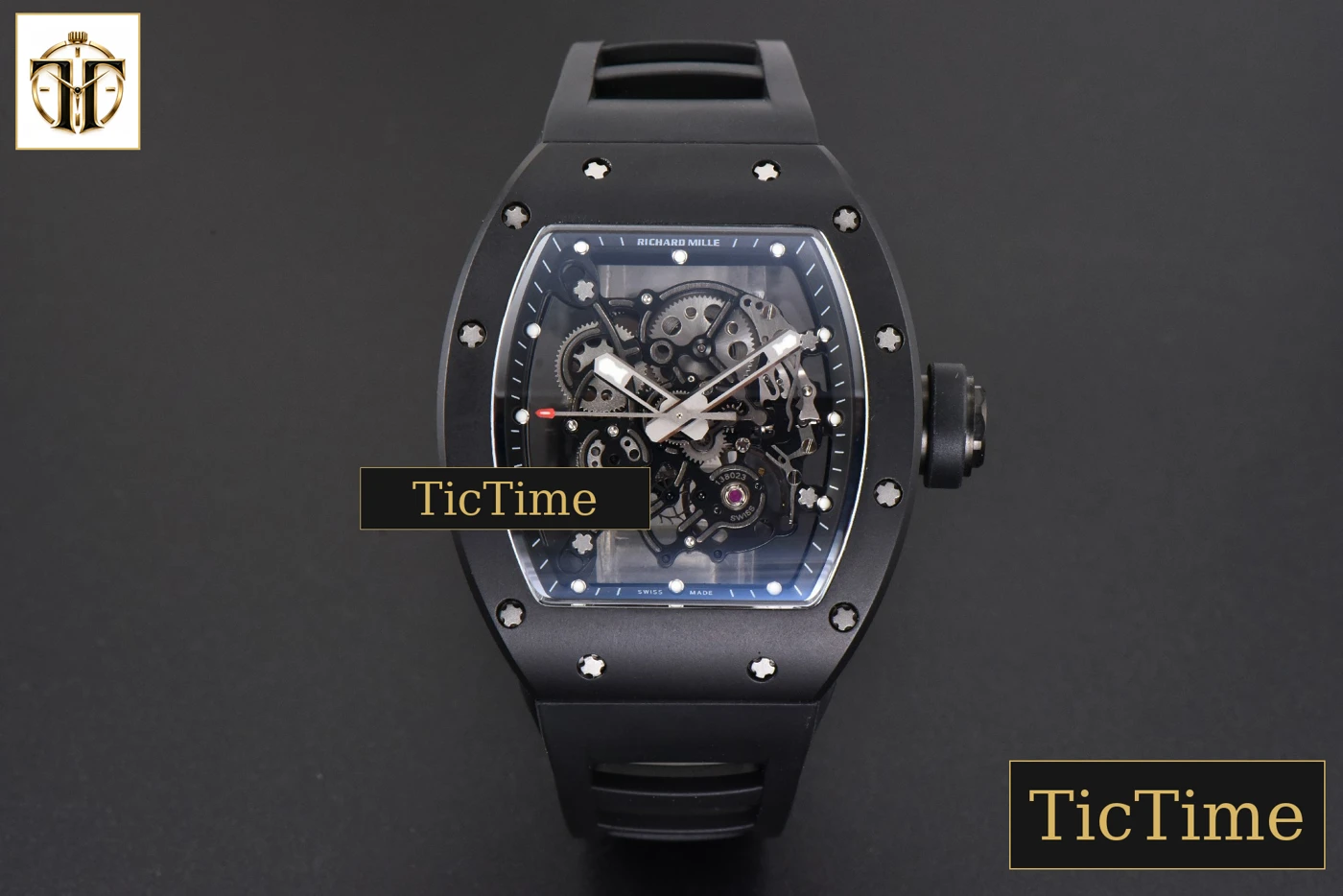 Vista frontal — RM055 47.5mm BBRF Ceramic BBR Skeleton Dial Silver Hands Black Rubber Strap RMUL2