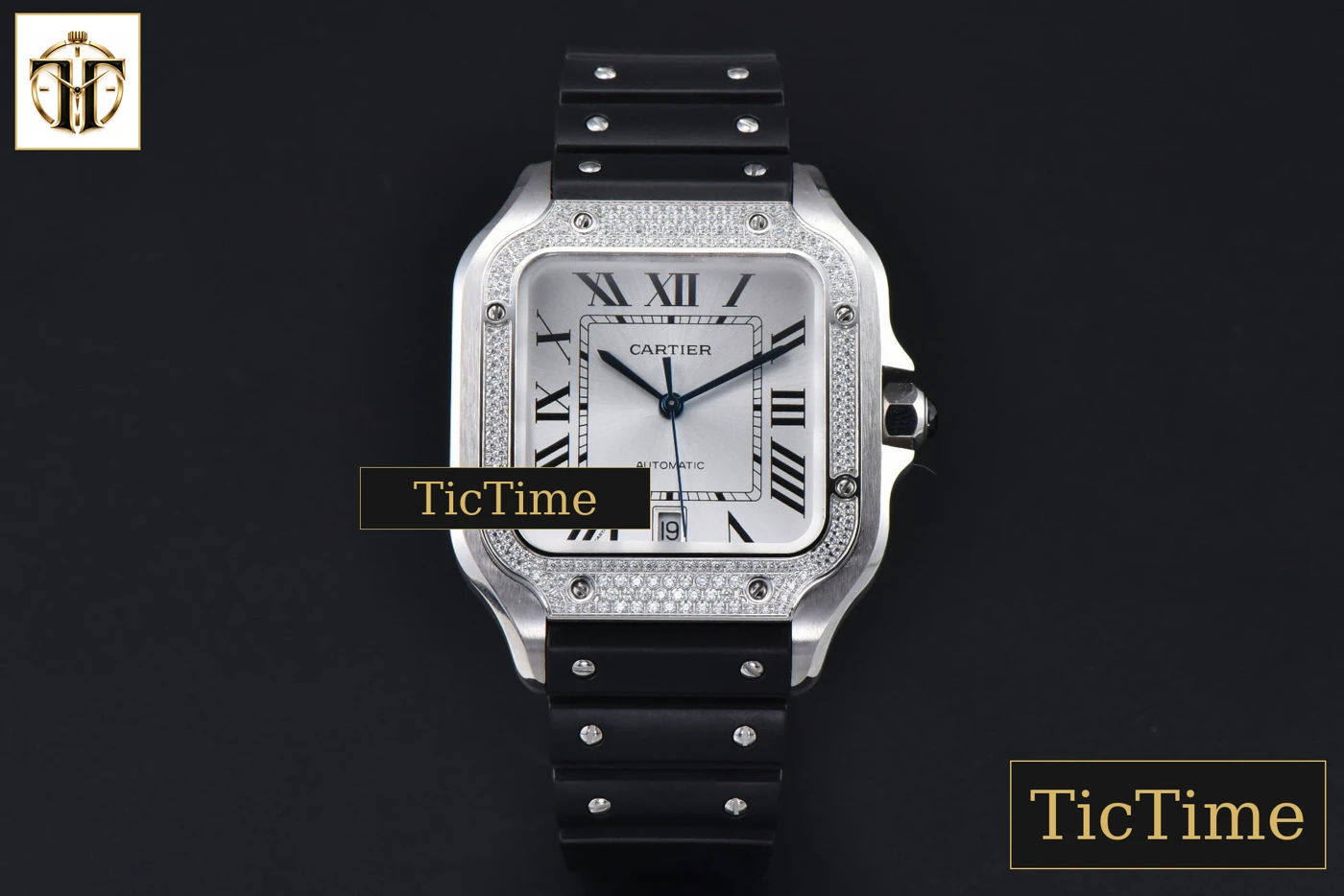 Vista frontal — Santos de Cartier XL 40mm AF SS White Dial Diamond Bezel Black Rubber Strap Miyota 9015