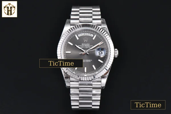 Foto frontal — DayDate Weighted 40mm VSF Gray Dial Lume Marker President Bracelet DD3255